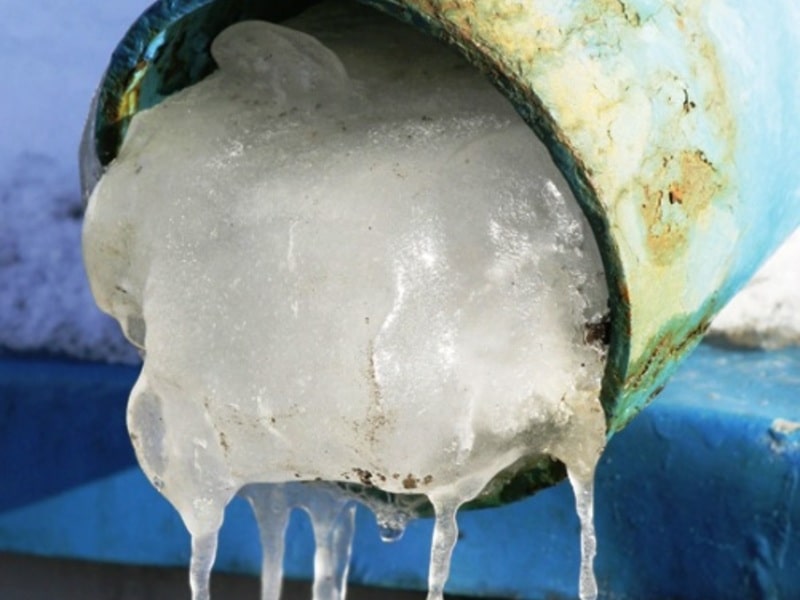 Как разморозить замерзшую канализацию